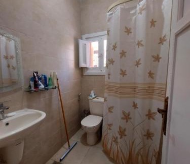 Ad-Dukhaylah Maison | Vacation Apartments in a Private Villa with Private Beach Access