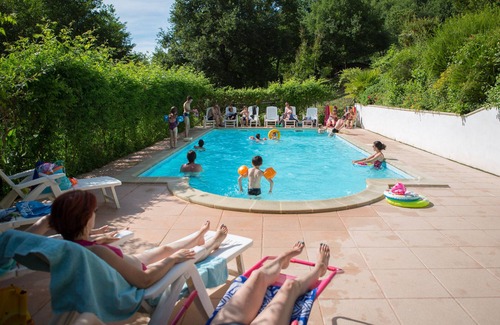 La Bastide-Clairence Chalet De Ski | CHALETS VACANCES AU PAYS BASQUE UN HAVRE DE CALME A LA CAMPAGNE, PISCINE