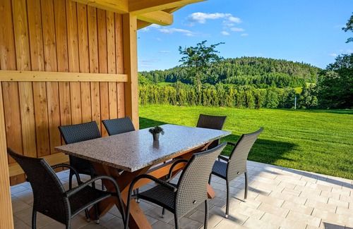 Brennberg Chalet De Ski | Vacation chalet with sauna and large terrace at Ferienhof Schiegl in the bay. Forest