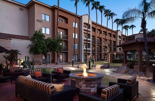Camelback East Hôtel | Vacation Day Is Always A Great Idea! w/ Outdoor Pool, Close to Colter Park