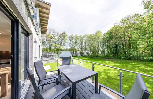 Krakow am See Appartement | Vacation directly on Lake Krakow in an apartment with balcony