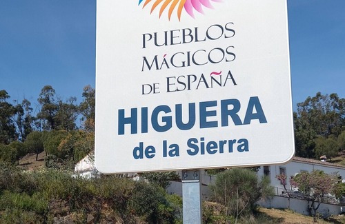 Higuera de la Sierra Maison | Vacation Home "El Mirador" with Mountain View & Balcony