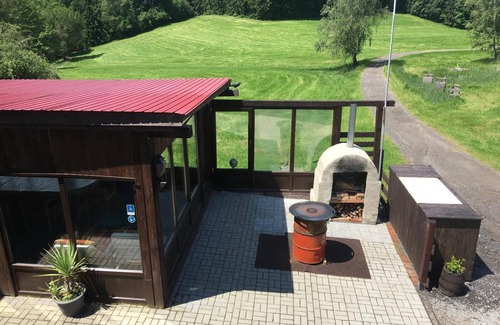 Kollnburg Appartement | Vacation home (120sqm) in idyllic location with garden for 8 pers.