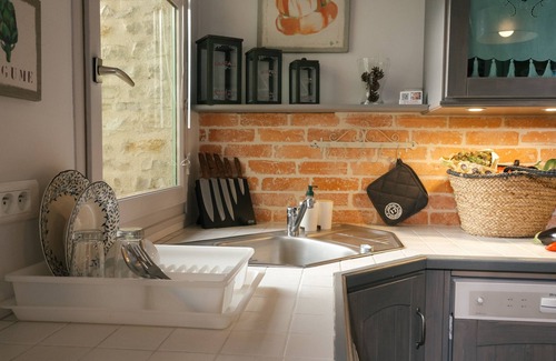 Longeves Maison | Maison Vacances/2 Chambres/La Rochelle à 15 mn/jardin clos/WIFI/Chèques vacances