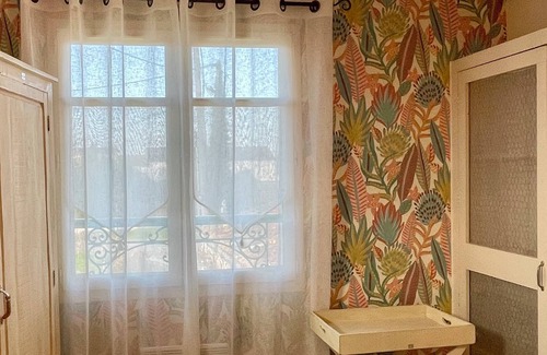 Longeves Maison | Maison Vacances/2 Chambres/La Rochelle à 15 mn/jardin clos/WIFI/Chèques vacances