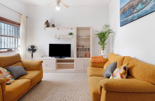 Las Arenas Maison | Vacation Home "Casa Burgado" with Sea View, Private Terrace & Wi-Fi