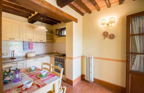 Camucia Maison | Vacation home for 13 guests with 450m² in Cortona (273279)