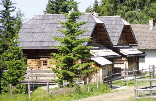 Arriach Maison | Vacation home for 6 guests with 76m² in Sauerwald (273700)