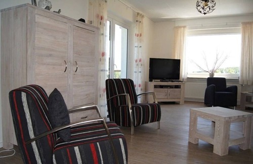 Medebach Maison | Vacation home for up to 18 people with outdoor pool directly on the Aventura climbing mountain