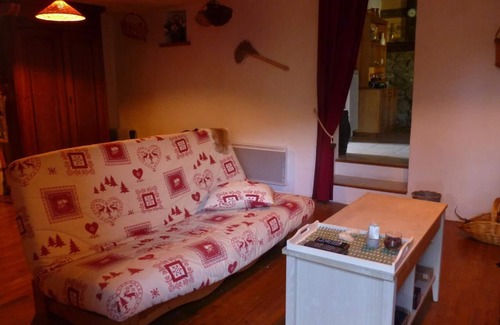 La Lechere Maison | Vacation Home "Grany Authentique Maison Montagne" with Private Garden