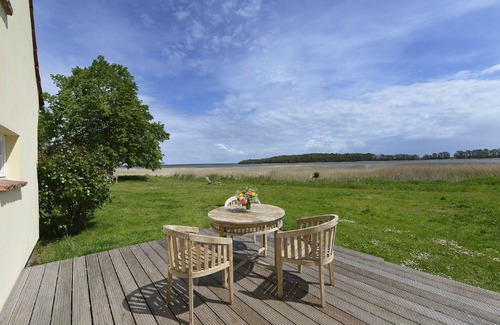 Grubnow Maison | Maison de vacances "Gut Grubnow Rügen" avec vue sur le lac, terrasse privée et Wi-Fi