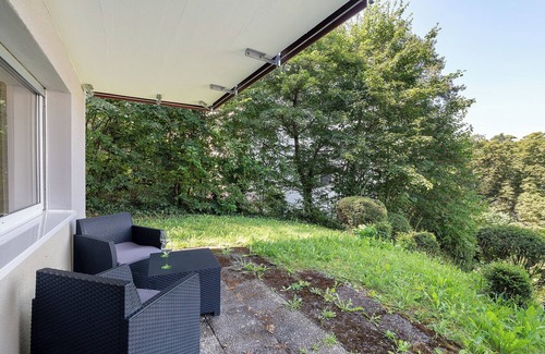 Bad Liebenzell Maison | Vacation home 'Haus Am Hochwald' consisting of two apartments with terrace, garden and Wi-Fi