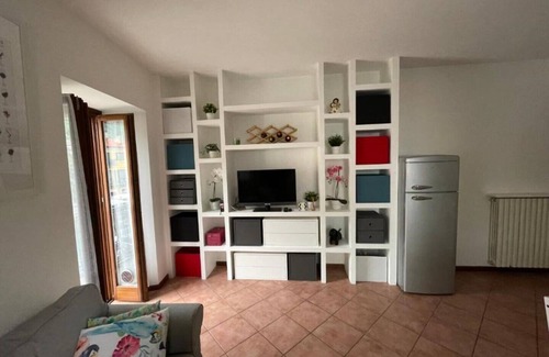 Omegna Appartement | Vacation home IL GALLO - Lake view apartment with Jacuzzi