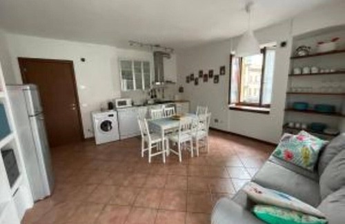 Omegna Appartement | Vacation home IL GALLO - Lake view apartment with Jacuzzi