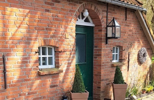 Hagermarsch Maison | Holiday home in the style of a typical East Frisian farm worker's house
