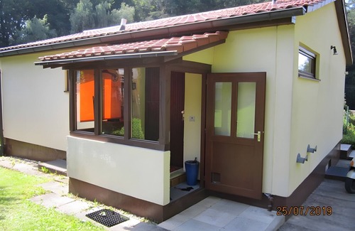 Dachau District Maison | Vacation Home "Irmgard" with Private Terraces, Private Garden & Wi-Fi