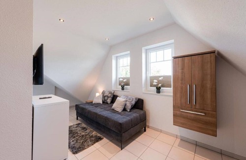 Barssel Maison | Vacation home "Juist" with 105sqm - in the vacation park Harkebrügge