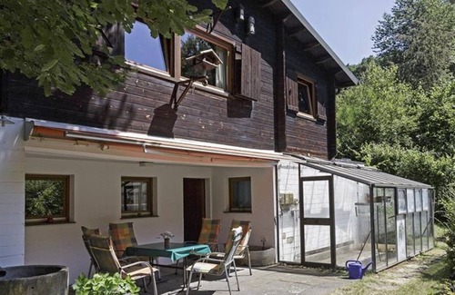 Dommershausen Maison | Vacation home Karrenbrock - 5-bed apartment