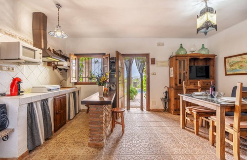 Orgiva Maison | Maison de vacances "La Terrera" avec vue sur les montagnes, piscine privée et Wi-Fi