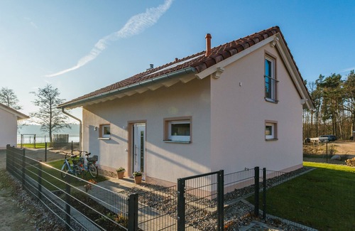 Krakow am See Maison | Vacation home-lake-sauna-fireplace-5 stars-102m² for 4 persons