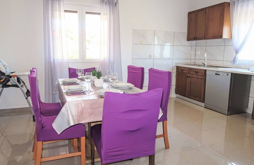 Pican Maison | Maison Laura by Interhome