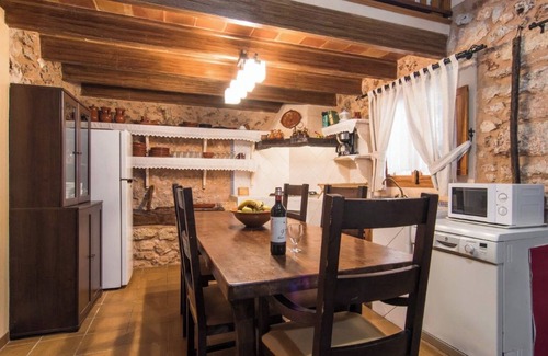 Majorca Maison | Maison de vacances "Lletreres" avec terrasses privées, piscine privée et Wi-Fi