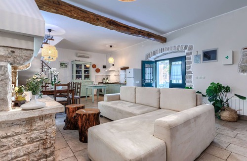 Domijanici Maison | Maison Marija by Interhome