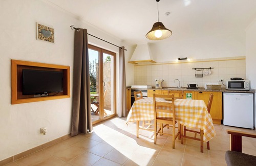 Camarate Maison | Maison de vacances Monte do Tanoeiro - Casa Tonel avec Wi-Fi et jardin