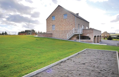 Somme-Leuze Maison | 5 chambres hébergement à Somme Leuze