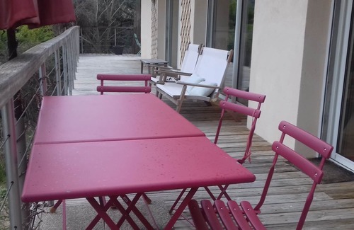 Castelli Villa | Maison de Vacances sur la Côte d'Azur, avec piscine, balançoire, trampoline