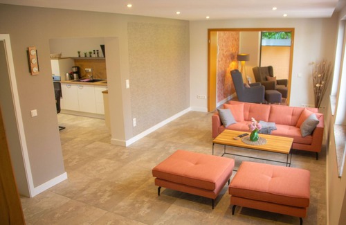 Guestrow Maison | Vacation home on the Inselsee, with private lake access, jetty and bathing facilities
