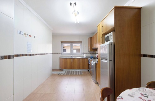 Ilhavo Maison | Maison de vacances "Vivenda Sol E Mar" avec 2 terrasses privées, 3 balcons et Wi-Fi