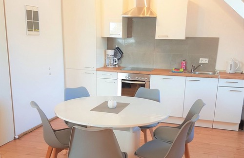 Rhauderfehn Appartement | Vacation home Südwind - Maisonette apartment no. 2