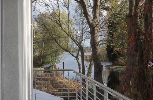 Storkow Appartement | Ferienhaus Seebrise Moderne FW am See bateau & vélo inclusi