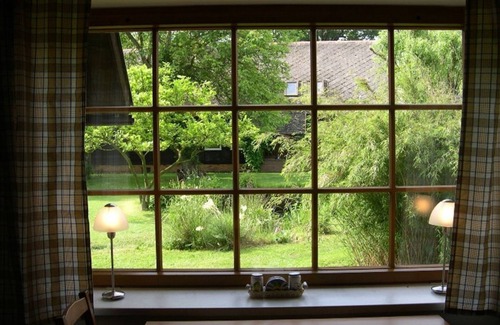 Burg-Dorf Appartement | Vacation home, sleeping loft, 1 bedroom/kitchenette, shower/WC (from 12 yrs.) - Froschkönig vacation home and