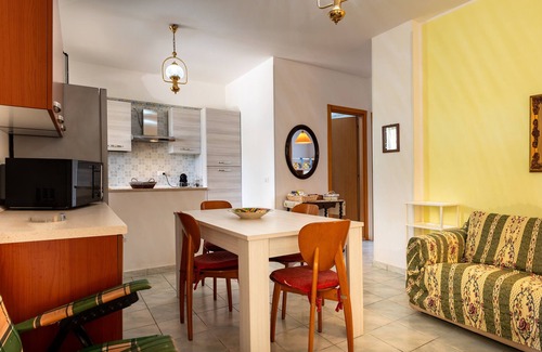 Leporano Marina Maison | Maison de vacances "Villa Minetta" avec piscine privée, terrasse couverte, jardin et Wi-Fi
