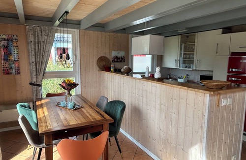 Wendisch Rietz Maison | Maison de vacances directement sur le lac avec une terrasse d'eau - avec sauna et cheminée