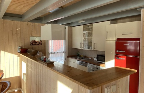 Wendisch Rietz Maison | Maison de vacances directement sur le lac avec une terrasse d'eau - avec sauna et cheminée