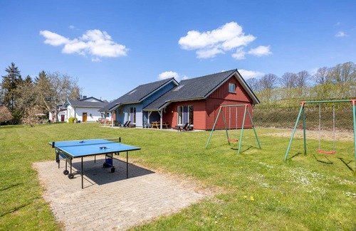 Schmadebeck Maison | Vacation home Wiebke - Baltic Sea country vacation on the vacation farm OFC 21