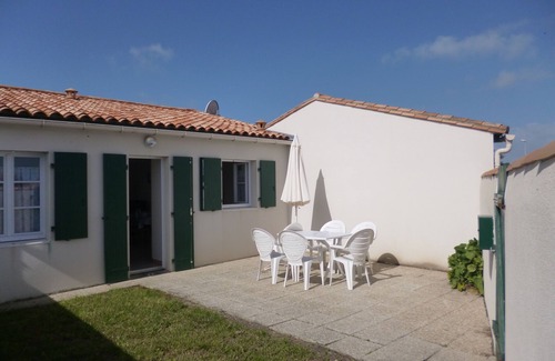 Ars-en-Re Maison | maison de vacances avec jardin proche du port et du marché