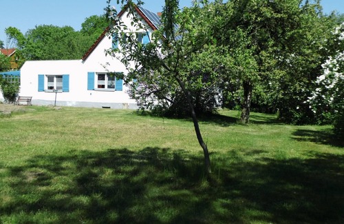 Henriettenhof Maison | Grande maison de vacances pour 9 personnes avec grand terrain, barbecue + sauna + lac