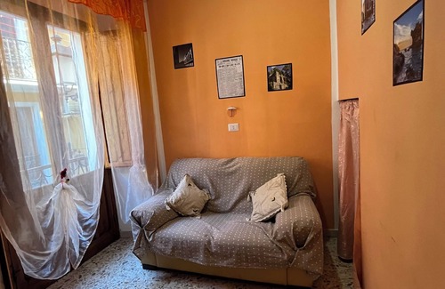 Iglesias Historic Centre Maison | Vacation House "Memy House"