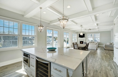 Mantoloking Maison | Vacances dans le style! Tout nouveau secteur riverain 5BR / 6BA avec piscine - magnifiques couchers de soleil!