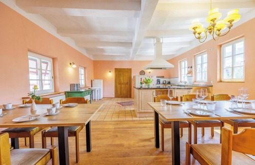 Am Ohmberg Appartement | Vacation in the castle up to 15 pers. Apartment: Burggraf & Himmelsleiter