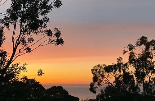 Lorne Maison | Vacation Mode