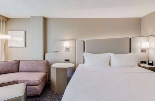 Downtown Denver Hôtel | Vacation Starts Here! Near Larimer Square, Pet-Friendly, w/ Outdoor Pool!