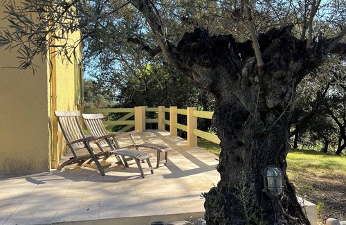 Massillargues-Attuech Villa | Vacation villa 10 p with heated pool Anduze (Cevennes) Z.Fr 4 bedrooms 2 bathrooms