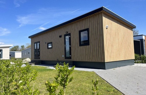 Scherpenisse Chalet De Ski | Vakantiepark de Zeeuwse Parel - Noordzee