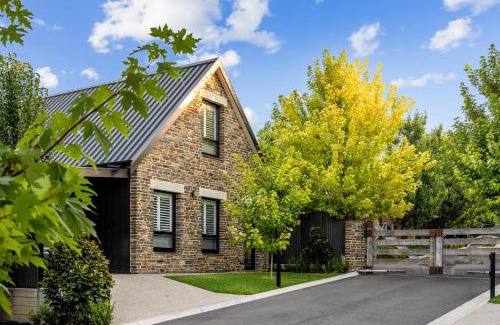 McLaren Vale Maison | Vale 194 - Luxury Accommodation in McLaren Vale - 5 holiday homes with king size beds