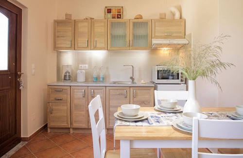 Elos Appartement | Valena Stylish Home -15 min to Elafonisi